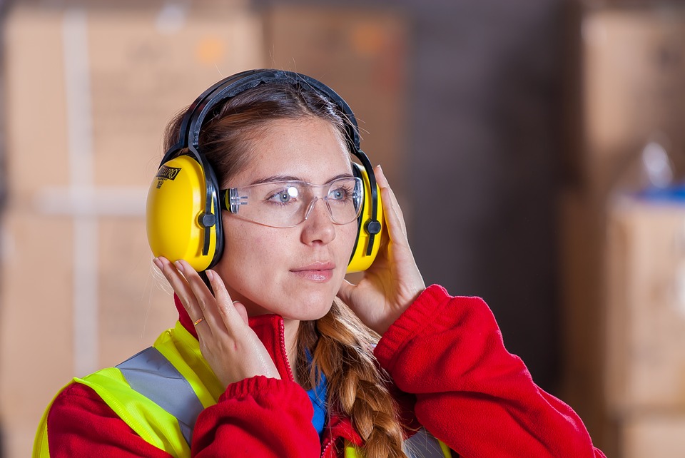 How to tell when hearing protection is required